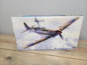 HASEGAWA 1:48 # 52602 SPITFIRE Mk. Vb I.R. GLEED MODEL KIT